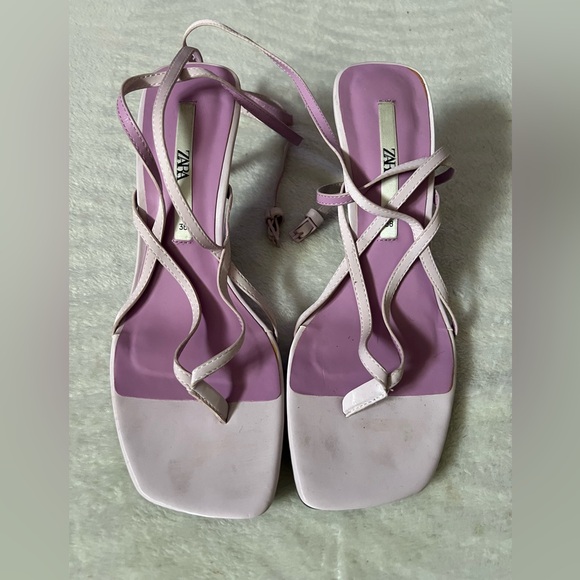 Lavender strappy Zara heels - Picture 3 of 4